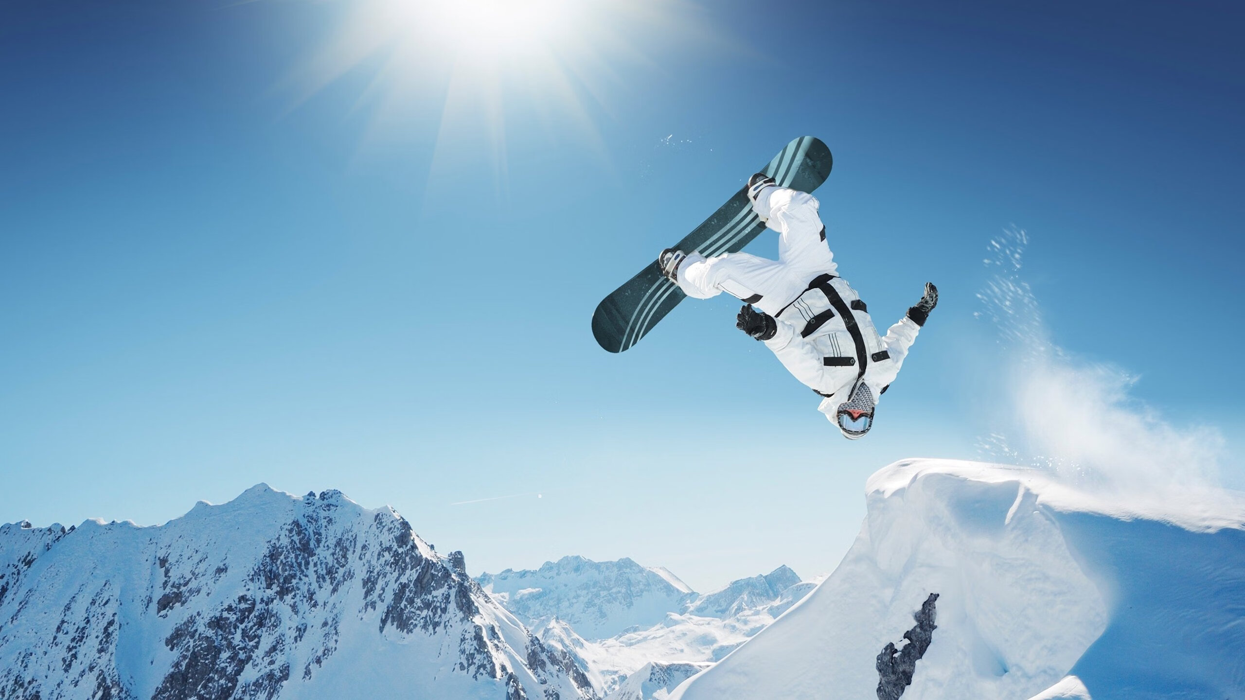 西甲攻防大碰撞：快节奏场面震撼！，西甲防守